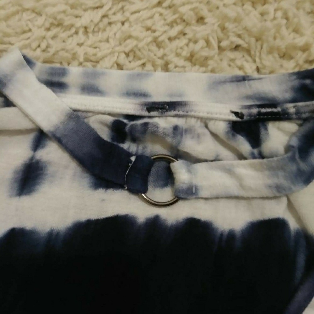 Choker Top - Picture 2 of 2